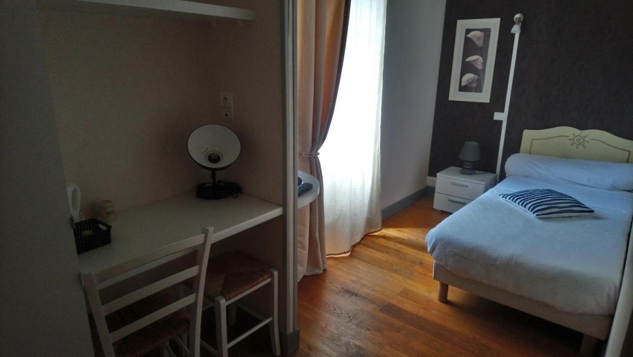 Auberge Des Lacs Massignac Zewnętrze zdjęcie