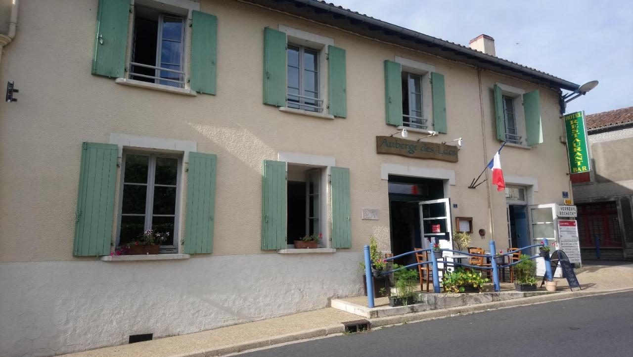 Auberge Des Lacs Massignac Zewnętrze zdjęcie
